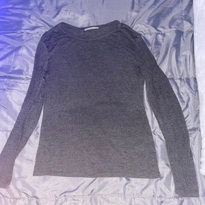 Basic gray women’s long sleeve shirt